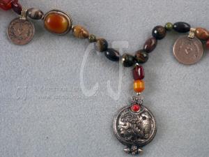 Antique Indian Silver Pendant with facetted Tiger Eyes designed by Christina Jarmolinski