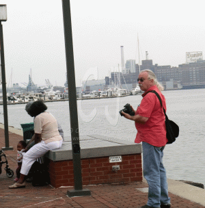 Rob de Koter photographing the Light House