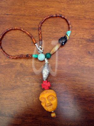 Buddha-with-blessed-Sandlewood-beads-2----private-collection