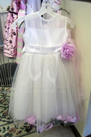 Out of the Past - Roses on white Organza-photo by Christina Jarmolinski