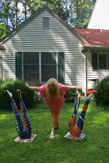 Another Round Please-Thanks for the Applaus - photo Rob de Koter--legs by Christina Jarmolinski